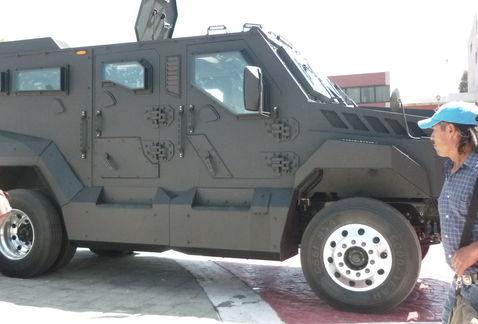 Tanque blindado para vigilancia de Ecatepec
